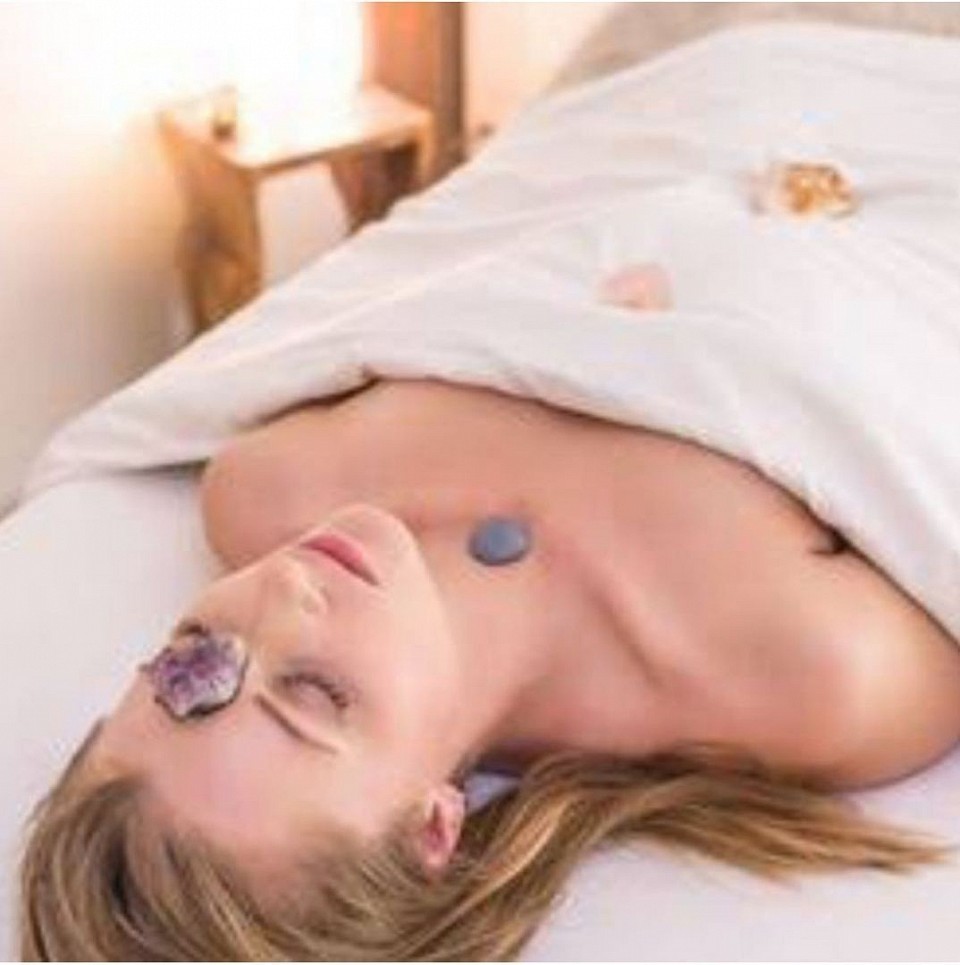 Crystal Deep tissue Massage 30 minutes + $180 +